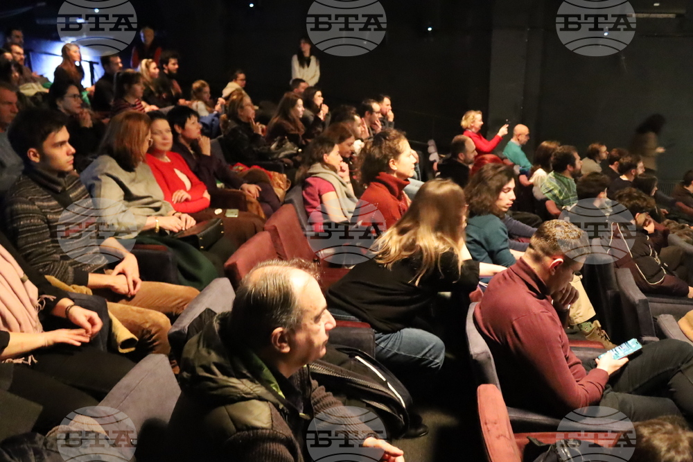 Букурещ - фондация „Градски ролки“ - премиера