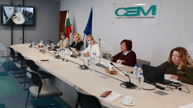 Съветът за електронни медии представи мониторинг на национални медии във връзка с приемането и въвеждането на еврото в България