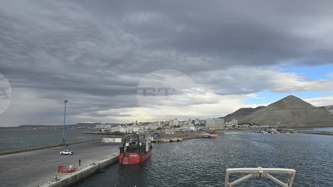 Bulgarian Research Ship Arrives in Comodoro Rivadavia