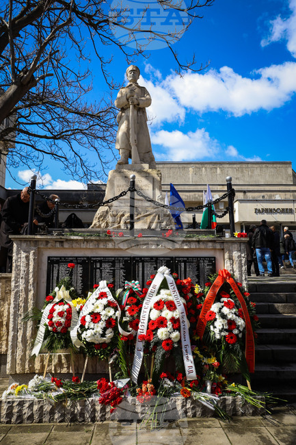 Бургас ще отбележи Гергьовден и Празника на Българската армия с тържествен ритуал и фолклорен концерт
