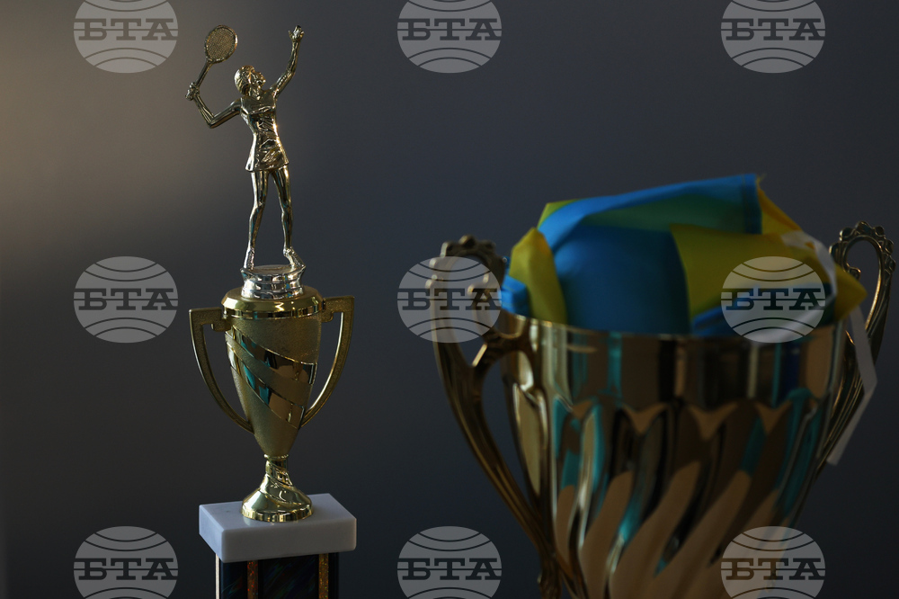 Tennis Ukraine High School Tennis Champion