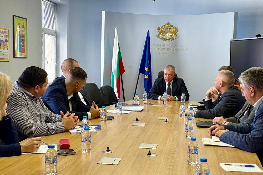 Министър Сергей Игнатов: Отваряме Националния студентски дом за всички студенти