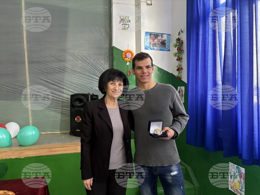 Село Клисура - Марио Матиканов - посрещане