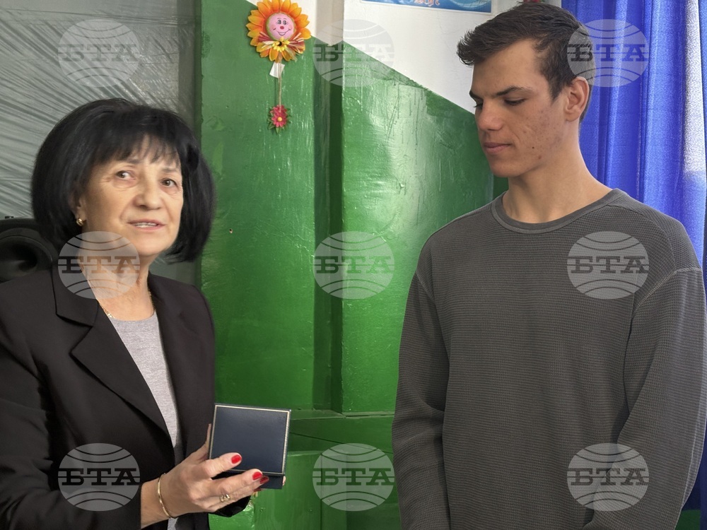 Село Клисура - Марио Матиканов - посрещане