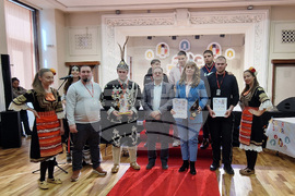 Перник - „Сурвакариада" - награждаване