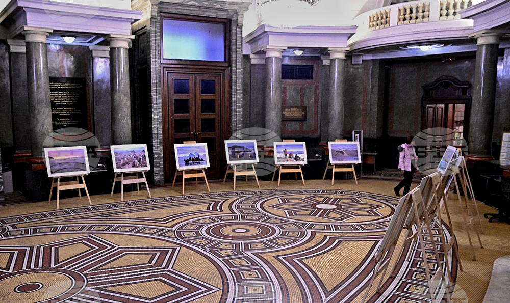 Exhibition on Bulgarian Connection to Antarctica Opens at Sofia University