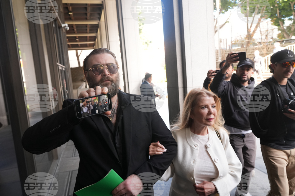 People Weston Cage Court