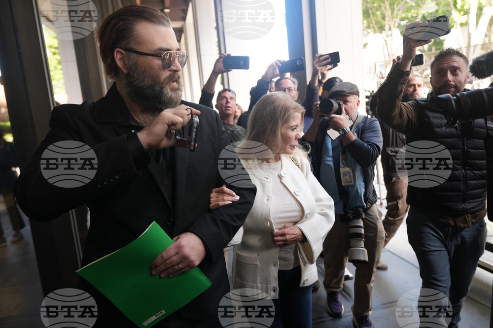 People Weston Cage Court