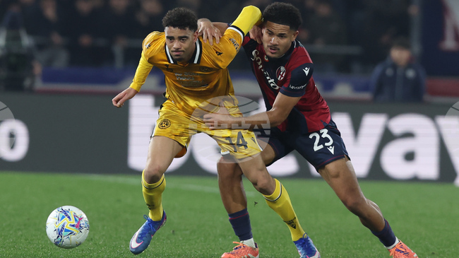 Болоня постигна успех над Удинезе в среща от Серия А