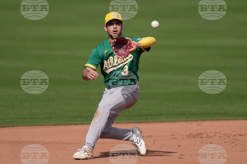 Athletics Giants Spring Baseball