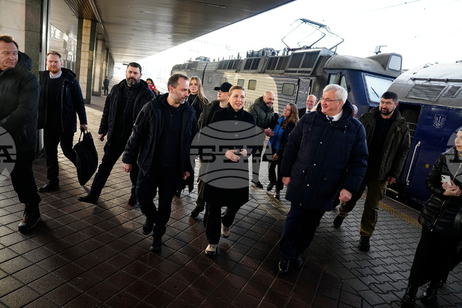 Лидери на европейските северни и скандинавски страни пристигнаха в Украйна по случай четвъртата годишнина от войната в Украйна