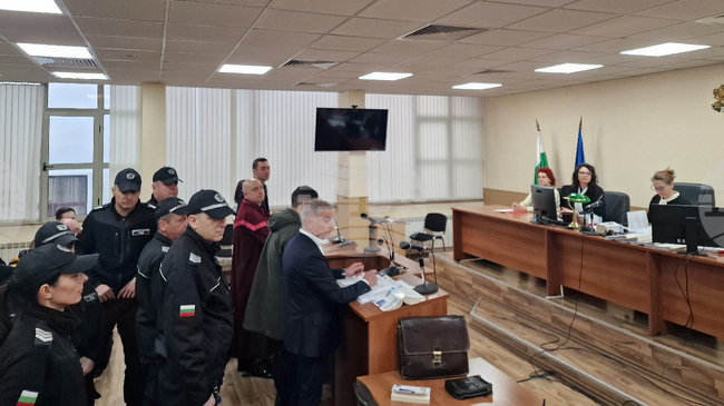 Джунейт Дюлгеров бе осъден на 10 години затвор за причиняване смъртта на семейство на околовръстния път на Пловдив