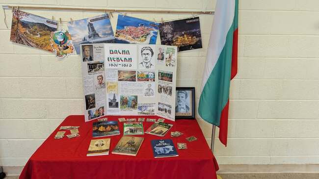 В спортно състезание Левски скок участваха възпитаници на училище „Роден край“ в Ню Джърси, САЩ