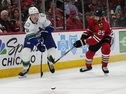 Canucks Blackhawks Hockey