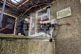 Свищов - 148 години от рождението на Александър Божинов - поднасяне на цветя