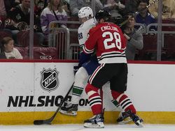 Canucks Blackhawks Hockey