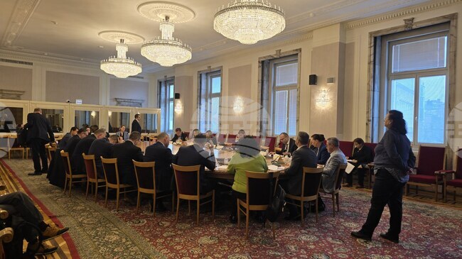 Данъчно облекчение при научноизследователска и развойна дейност одобри на първо четене Комисията по бюджет и финанси към НС