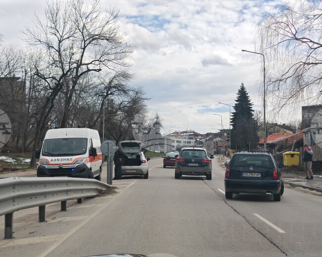 Пътнотранспортно произшествие затруднява движението на входа на Габрово откъм Севлиево
