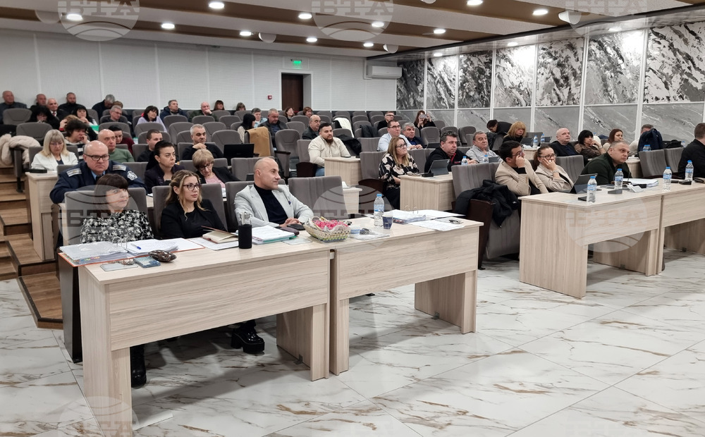 Съветниците в Провадия приеха план за развитие на общинското образование