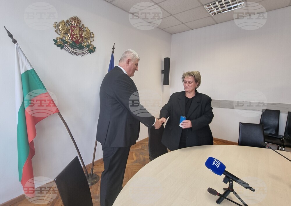 Провеждането на честни избори и темата за водоснабдяването в Шумен ще са приоритетите в работата на новия областен управител Марин Маринов 