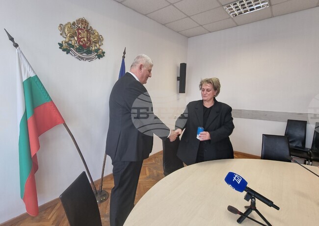 Провеждането на честни избори и темата за водоснабдяването в Шумен ще са приоритетите в работата на новия областен управител Марин Маринов 