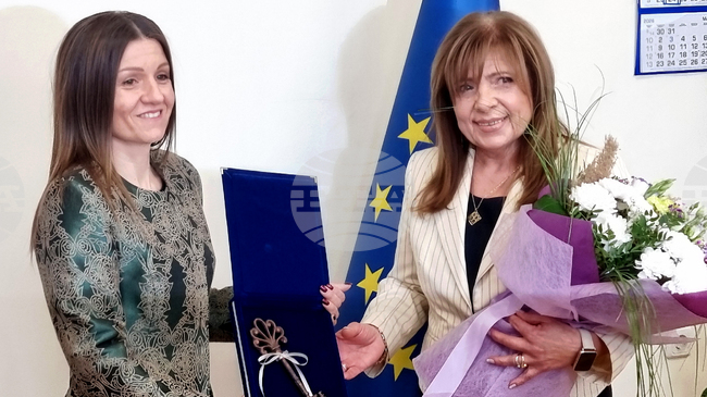 Основната ми задача са избори, за които няма да има съмнение за честност, каза новият областен управител на Хасково Гинка Райчева