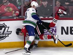 Canucks Blackhawks Hockey