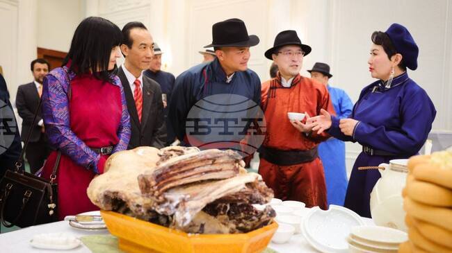 МОНЦАМЕ: Ръководителите на дипломатическите представителства в Монголия бяха запознати с обичаите и традициите на Лунната нова година