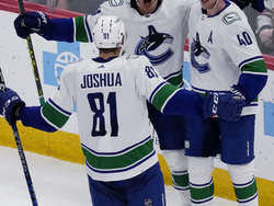 Canucks Blackhawks Hockey