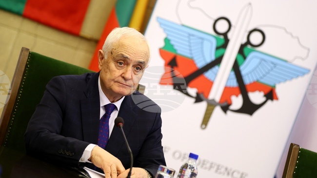 Йордан Божилов и Златин Кръстев са назначени за заместник-министри на отбраната