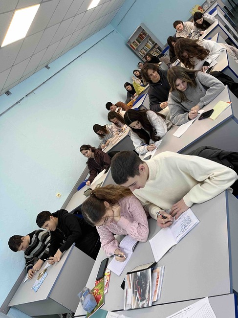 Ученици от Българското неделно училище „Българска светлица” в Измаил се запознаха с Второто българско царство и творчеството на Иван Вазов