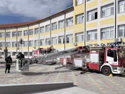 Кърджали - демонстрация - ученици