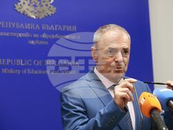 Министерство на образованието и науката - проф. Сергей Игнатов - брифинг