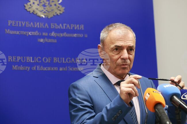 Министерство на образованието и науката - проф. Сергей Игнатов - брифинг