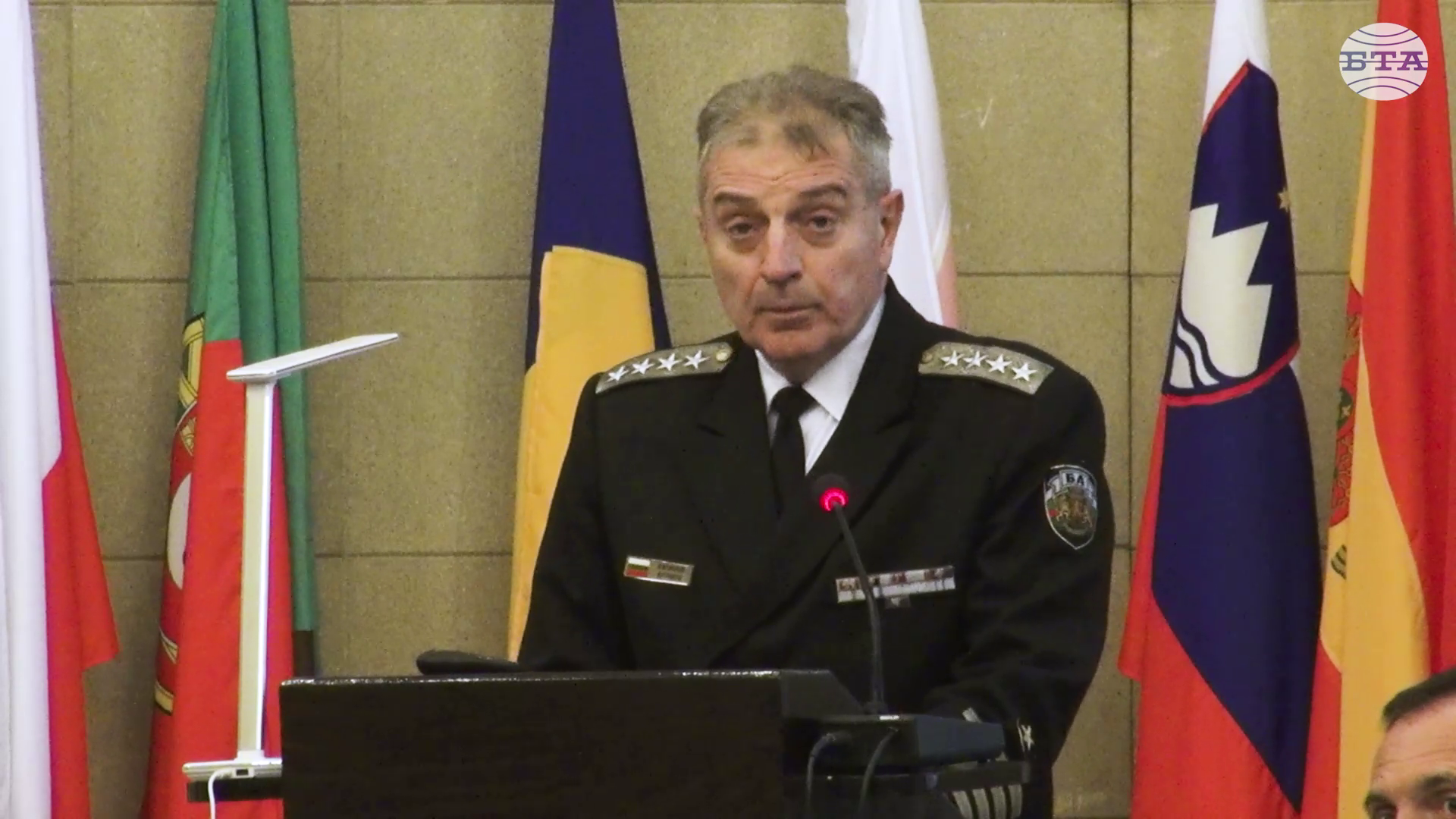 Националните способности трябва да бъдат съвместими със съюзническите, което ускорява модернизацията, заяви началникът на отбраната