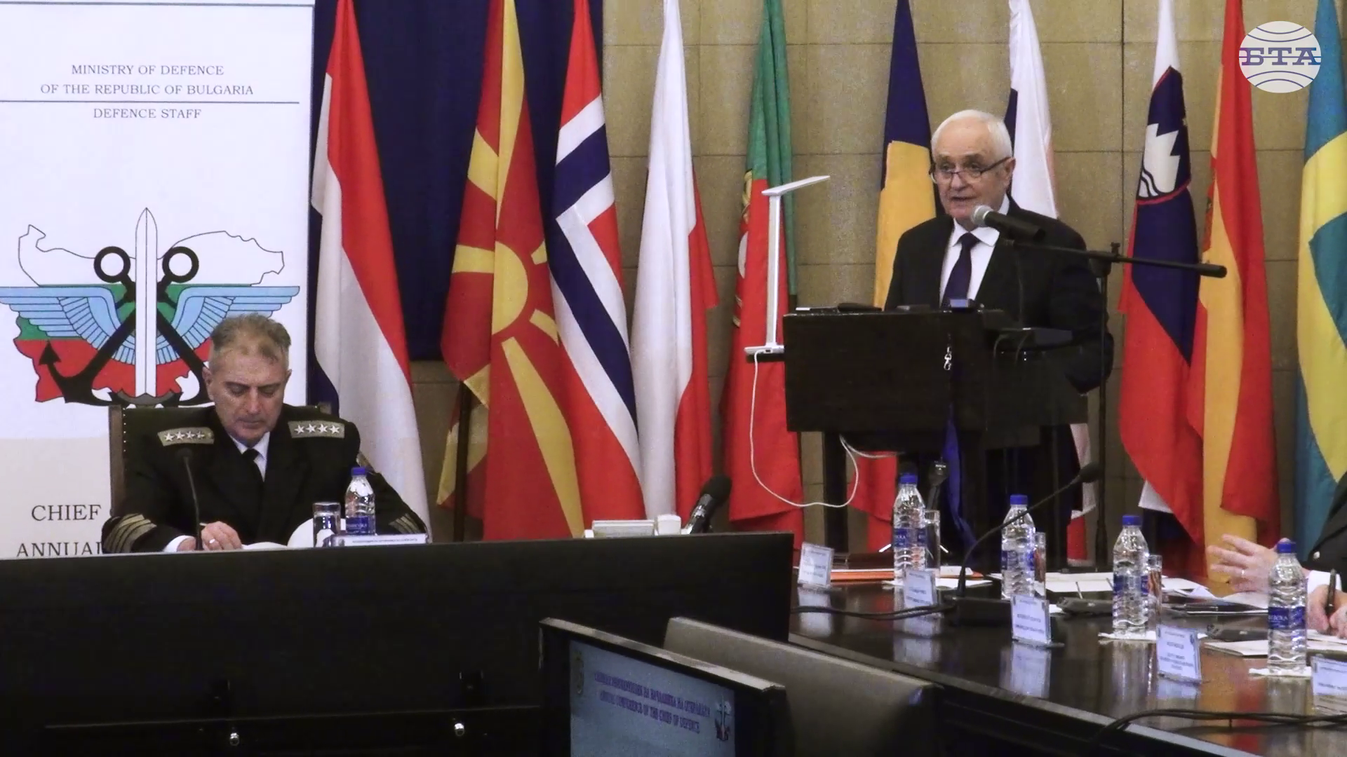 Необходимо е да бъде одобрен проектът на Национален план за повишаване на разходите за отбрана на 5% от БВП до 2035 г., каза Атанас Запрянов