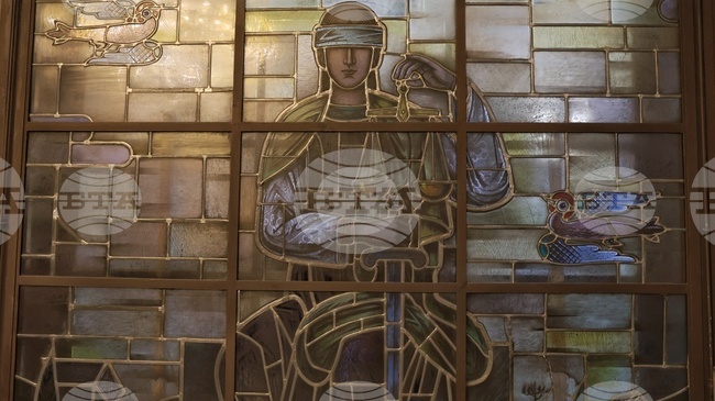 Съдът остави без уважение искането на Емил Кошлуков за спиране на изпълнението на решението на СЕМ за избора на Милена Милотинова