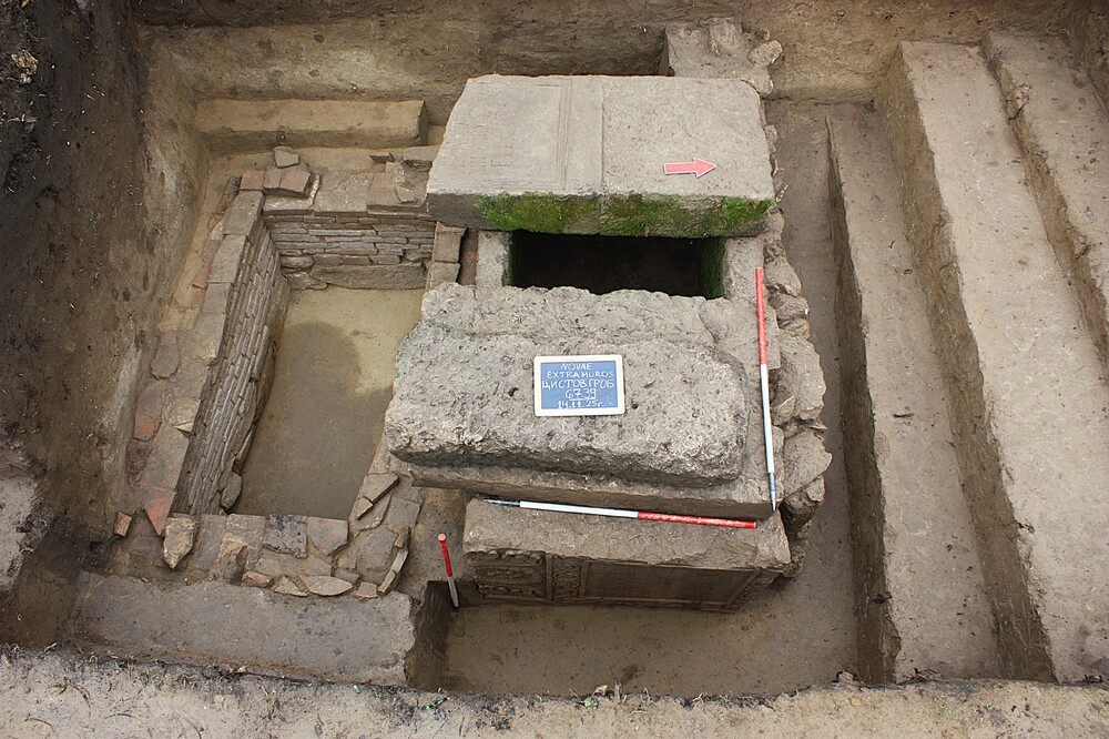 Archaeologists in Svishtov Discover Five Burial Structures, Fragment of Centurion's Tombstone 