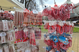 Ловеч - мартеници - базар