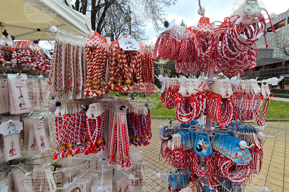 Ловеч - мартеници - базар