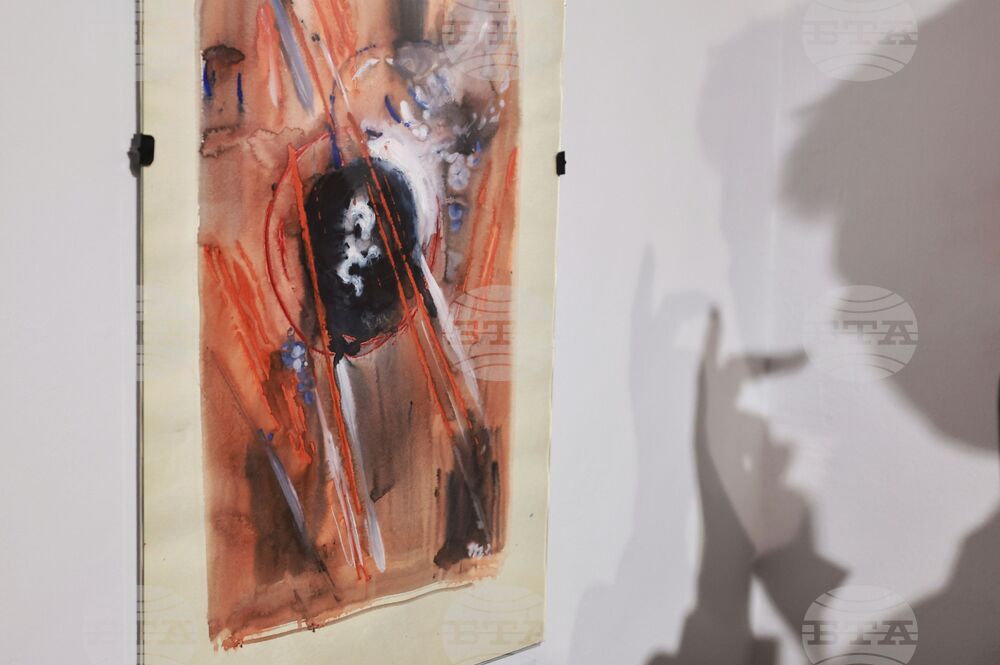 „Дечко Узунов. Космос“ - изложба