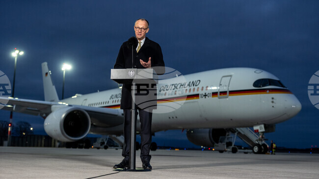 Мерц пристигна в Пекин на първото си официално посещение в Китай като канцлер на Германия