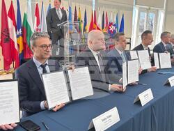 Трайчо Трайков, САЩ