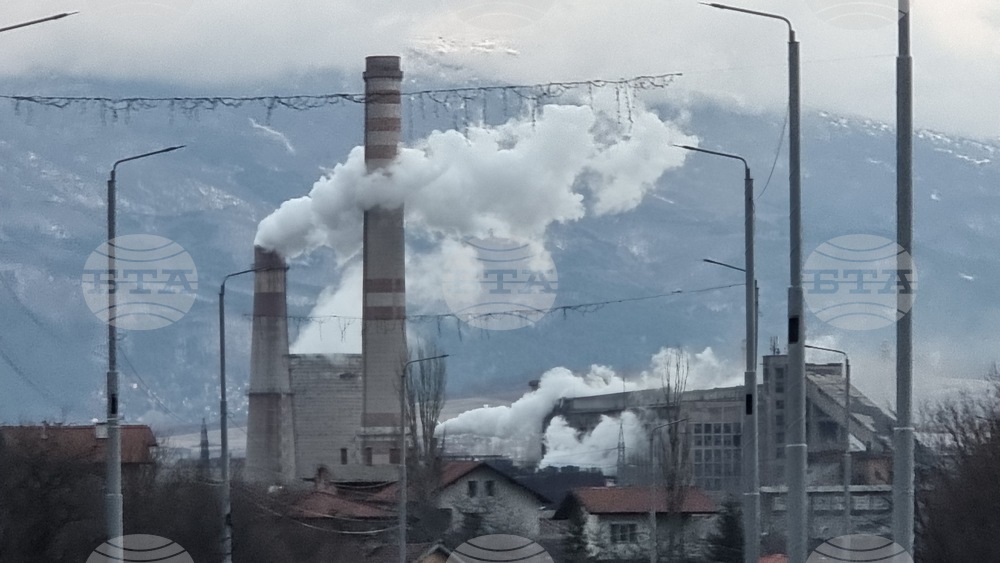 Над 60 сгради в Перник ще са без парно и топла вода днес