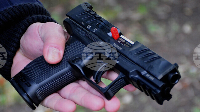 Мъж е задържан за въоръжен грабеж във Варна