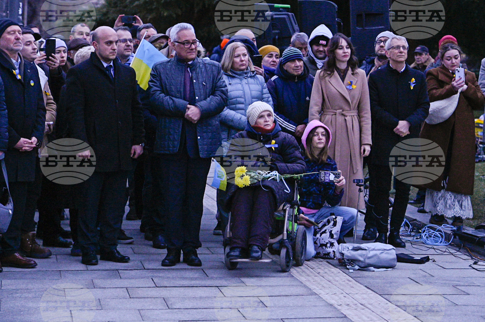 Среща-поклон пред героизма на украинския народ