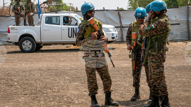 Сто шейсет и девет души са убити, след като бунтовници нападнаха село в отдалечен район на Южен Судан