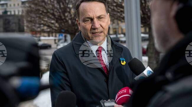 ПАП: Украйна заслужава място в ЕС, но трябва да изпълни условията, смята полският външен министър 