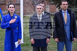 Среща-поклон пред героизма на украинския народ