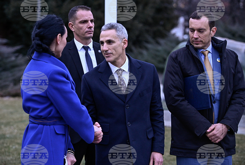 Среща-поклон пред героизма на украинския народ